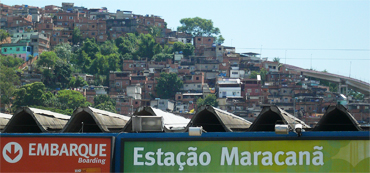 Frank Sinatra, the pope and I - Rio de Janeiro's Maracanã stadium (WT)