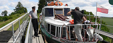 THE FACES OF EUROPE: BOATS AT THE HILL - THE SKOWRONSKI´S PLEASANT LIFE